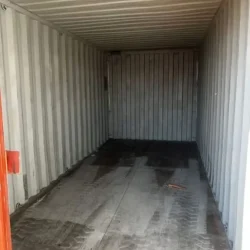 حاويات للبيع (3)